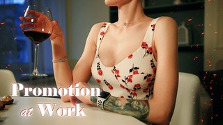Kenaikan Pangkat di Tempat Kerja (seks, Blowjob, Face Fuck)