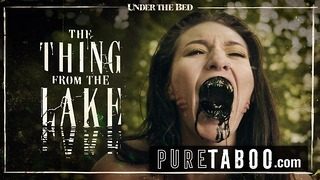 Pure Taboo Лесбийка Bree Daniels Licking the Thing from the Lake