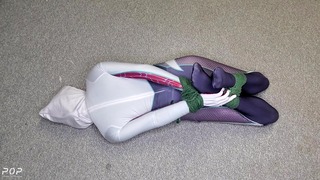 Spider Gwen’s Bondage Escape Practice #1 – First Try on a Bondage Escape Cosplay