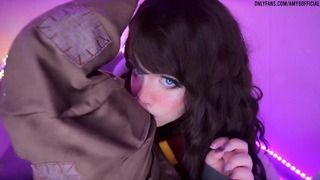 Asmr Hermione embrasse le Choixpeau Hermione Granger Cosplay Harry Potter