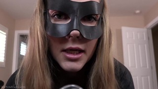 Chaton cambriolage - Teaser de la domination féminine de Celebrity Nine Supervillain