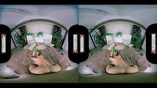 Poison Ivy XXX Cosplay VR – 素晴らしい邪悪な赤毛が膣を壊す