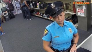 Ms Police Officer With Big Boobs Got Fucked Kanssa Sotilas Mies