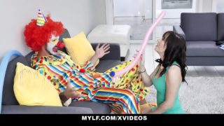 Mylf – Sexy Cougar Alana Cruise Gets Fucked By A Big Dick Clown