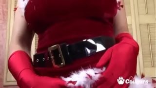 Santa’s Tiny Helper Beverly Hills Gets A Creampie For Christmas