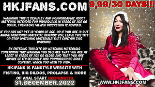 Sexy Santa Hotkinkyjo Fuck Her Ass With The Theeng Huge Vibrator From Mrhankey, Fist Fucking & Anal Prolapse