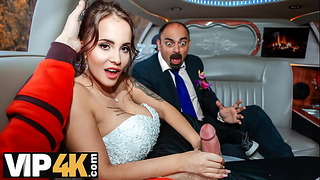 Vip4K. Náhodný kolemjdoucí zaboduje luxusní nevěsta ve svatební limuzíně