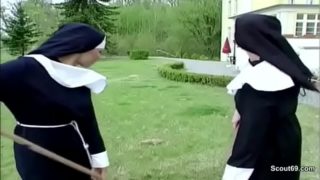 Handwerker Fickt Notgeile Nonne Direct Im Kloster Durch