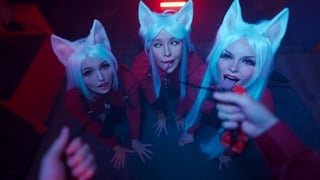 Three Cosplay Girls Were Fucked Hard By A Huge Dick Alicebong