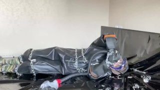 Fetish Girl Heavy Rubber Gas Mask Bondage
