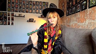 Magic moments with Horny Hermione !!