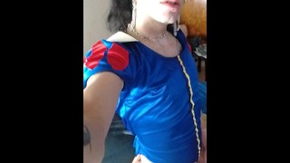 snow white shemale jessy 9A fucked by his master