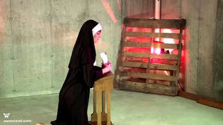 Nun-Priest Sex, Religious Holiday Special!