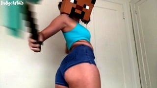 Indigo White – Steve Dick Teases You In Minecraft