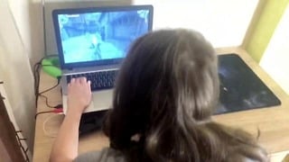 Fucking My Gamer Girlfriend While She Plays Witcher