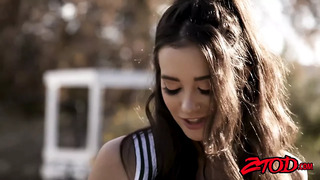 Teen cheerleader Gia Page banged before cum blasting