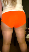 Hooters Waitress Ass
