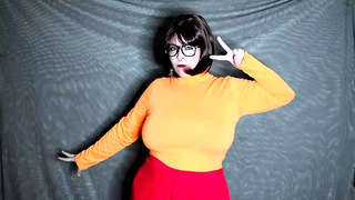 Velma Cosplay strip