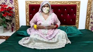 Hot Muslim Mature Bride Hard Fucking Pussy in Doggy Style By Large Dildo