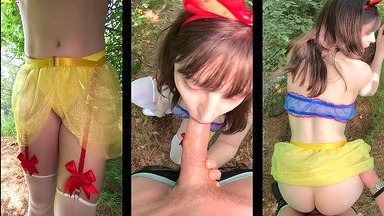 Snow White Fucks the seven Inch Dwarf in the Woods! Cum in her Pussy 2 Minutes